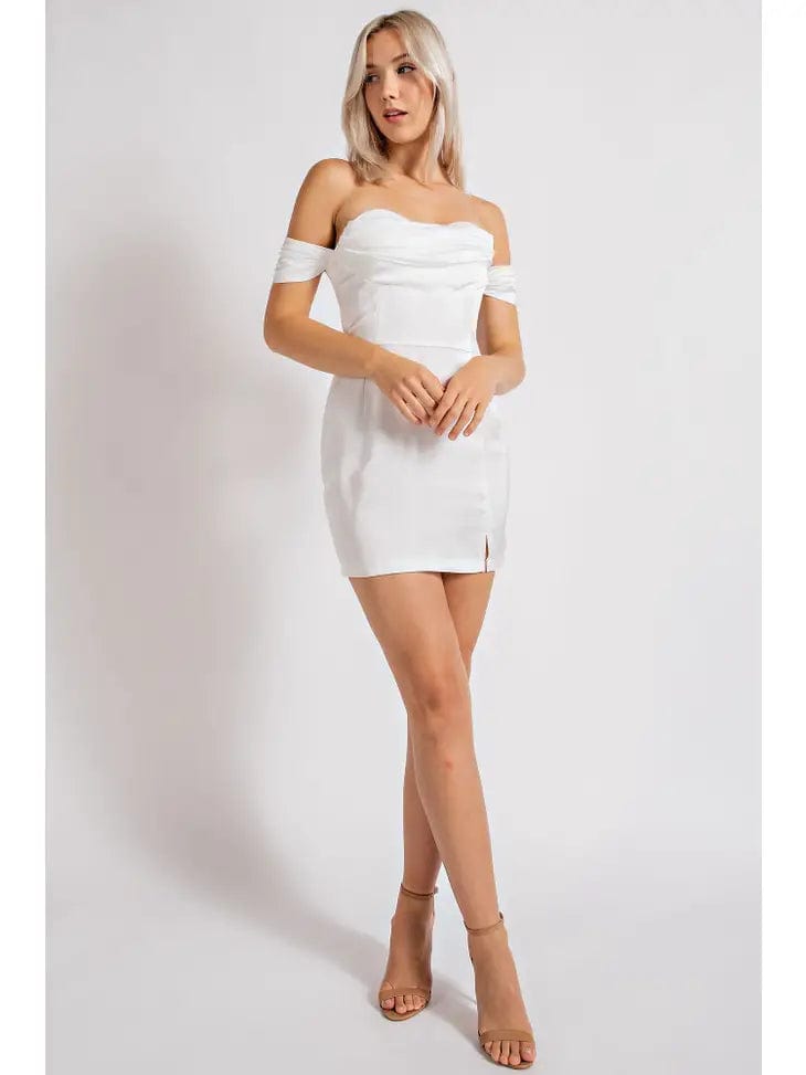 A corset bodice, gathered bust, off-shoulder arm cuffs, zipper closure, and mini-length satin make this dress a timelessly romantic and truly unforgettable pick. Wear this on your San Luis Obispo bachlorette party.