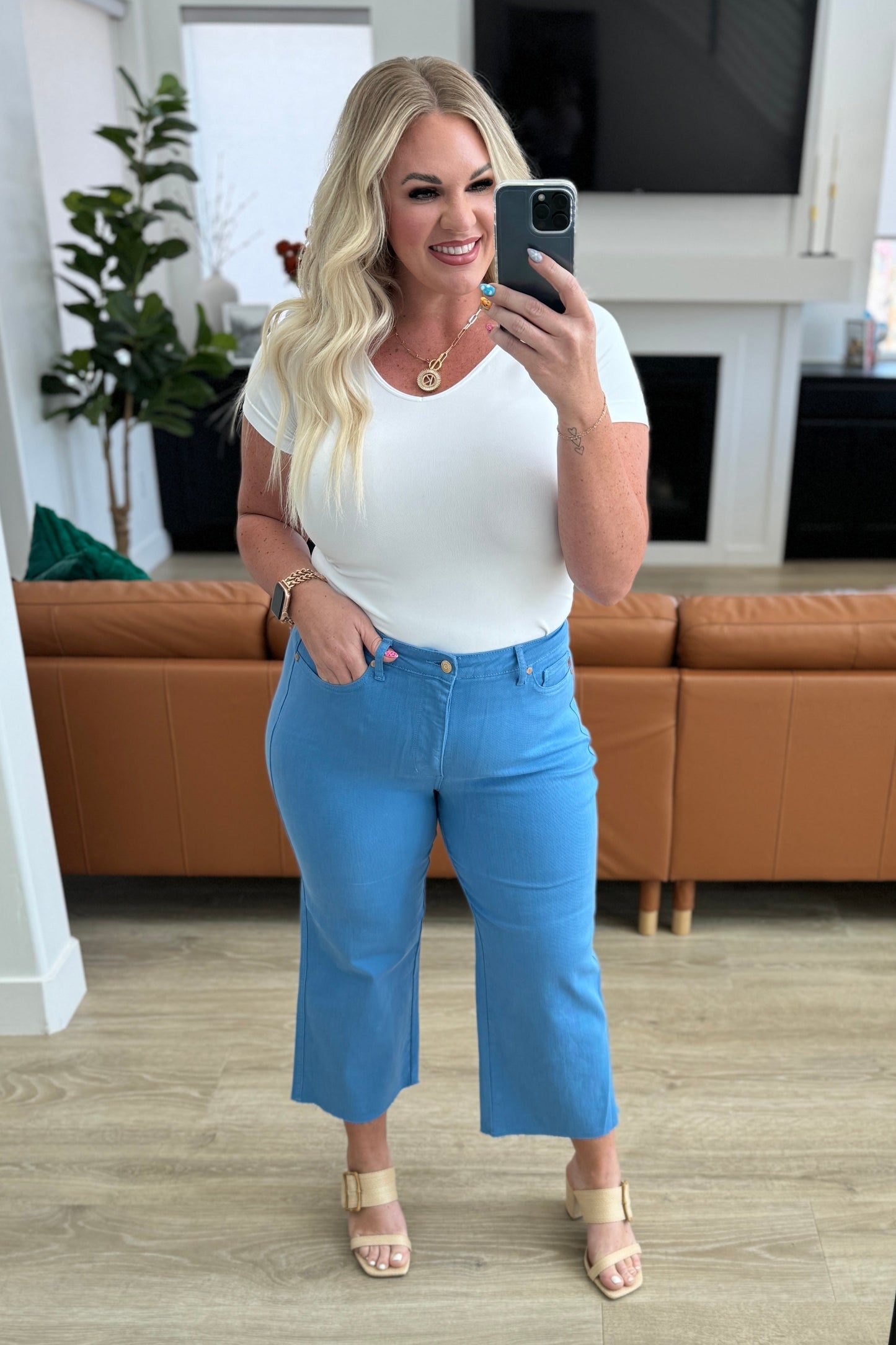 Lisa High Rise Tummy Control Wide Leg Crop Jeans in Sky Blue