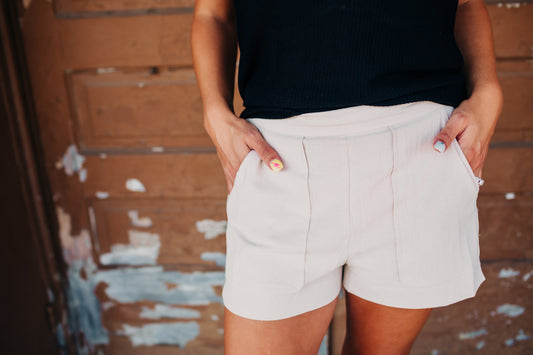 The Flora Khaki Shorts - West Avenue