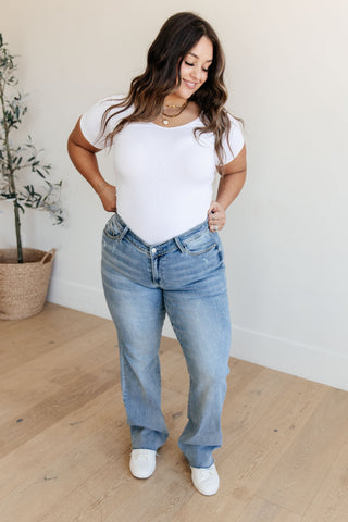 Mildred High Rise V Front Waistband Straight Jeans (PLUS ONLY)