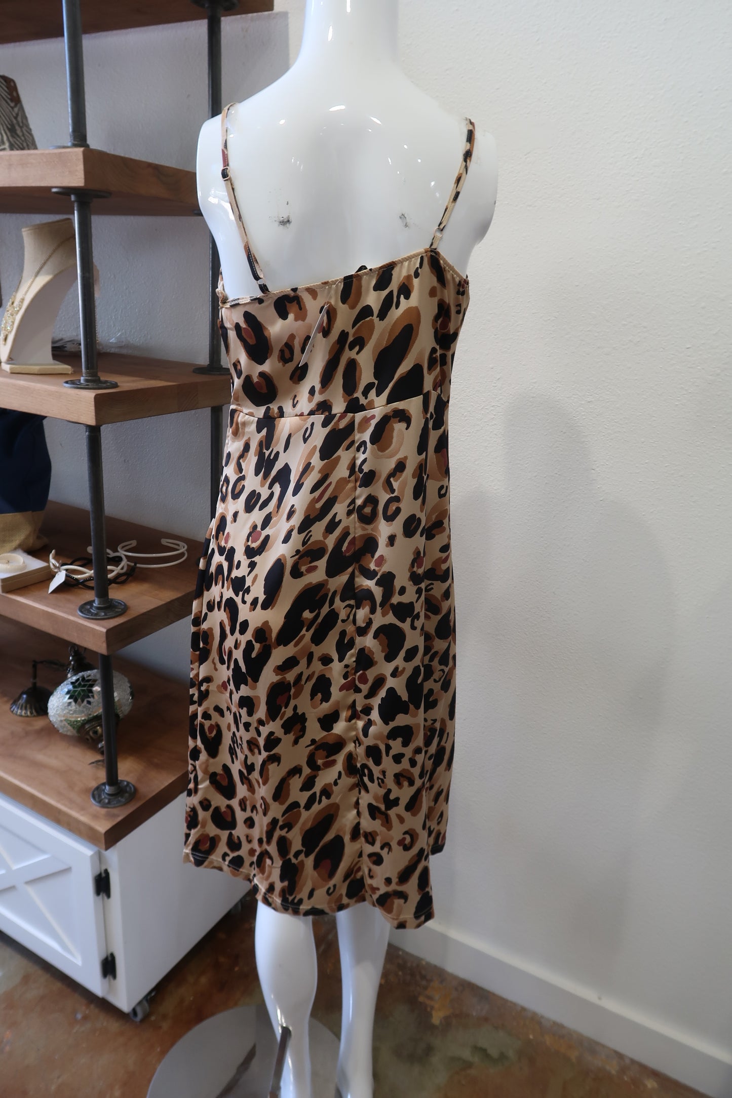 LEOPARD PRINT STRAPPY DRESS